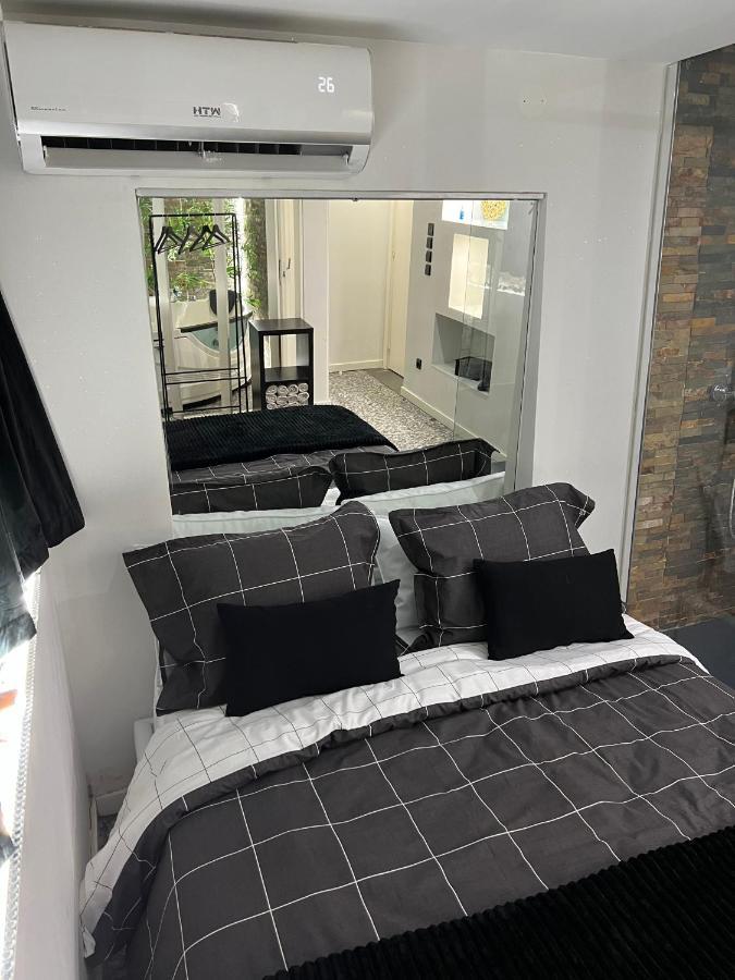 Modern Room With Indoor Shower Near The River - Quarto Moderno Com Duche Interior Proximo Da Ribeira Vila Nova de Gaia Buitenkant foto