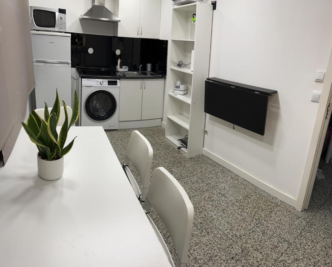 Modern Room With Indoor Shower Near The River - Quarto Moderno Com Duche Interior Proximo Da Ribeira Vila Nova de Gaia Buitenkant foto
